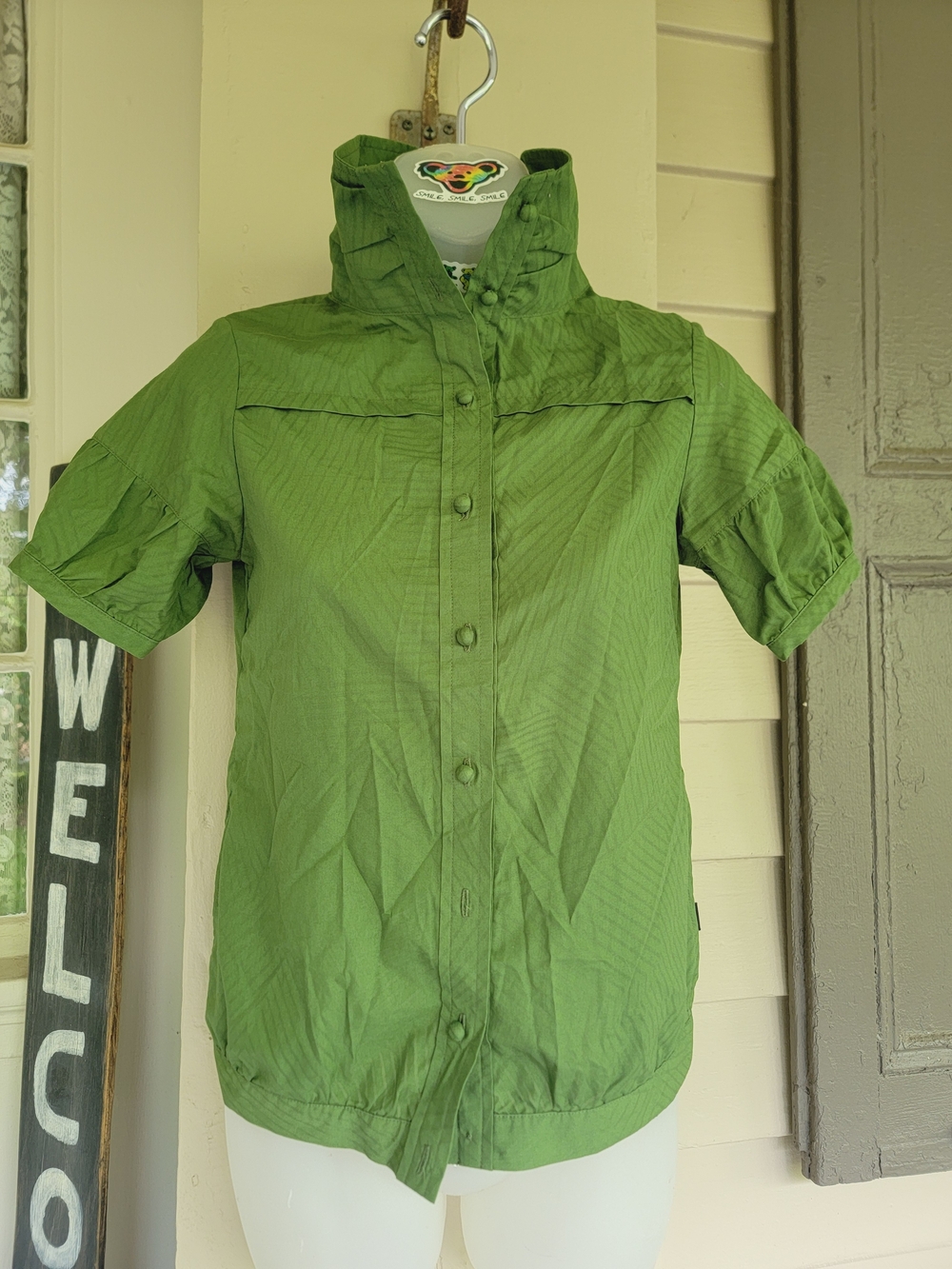 Wesc Dilan Womens Green Short-Sleeve Button-Down Funnel Neck Shadow Stripe Shirt